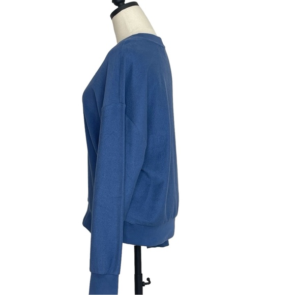 Gap Pullover Long Sleeve Top NWT Blue Size Medium D1220 - Picture 4 of 8